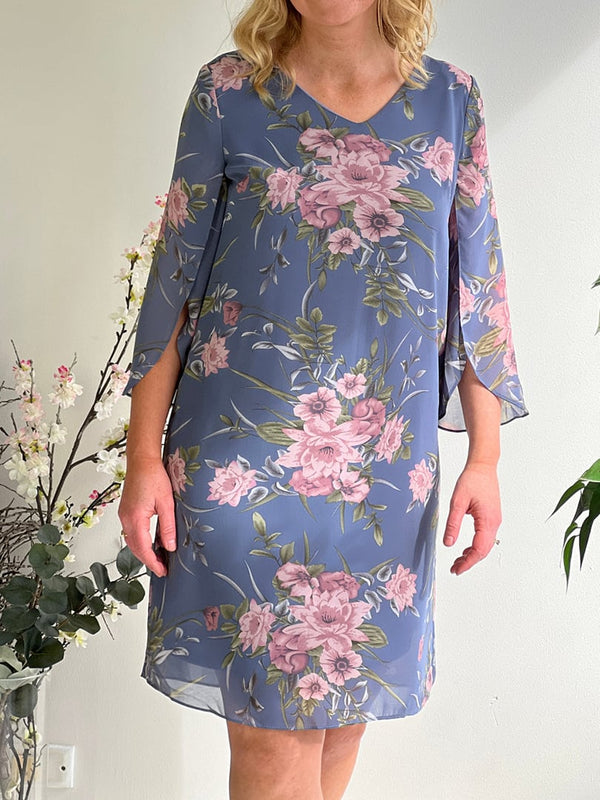 Robe élégante à col en V et imprimé floral 