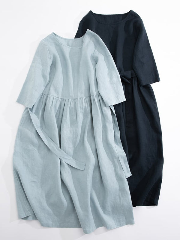 Robe minimaliste à taille haute et couvrant le ventre 